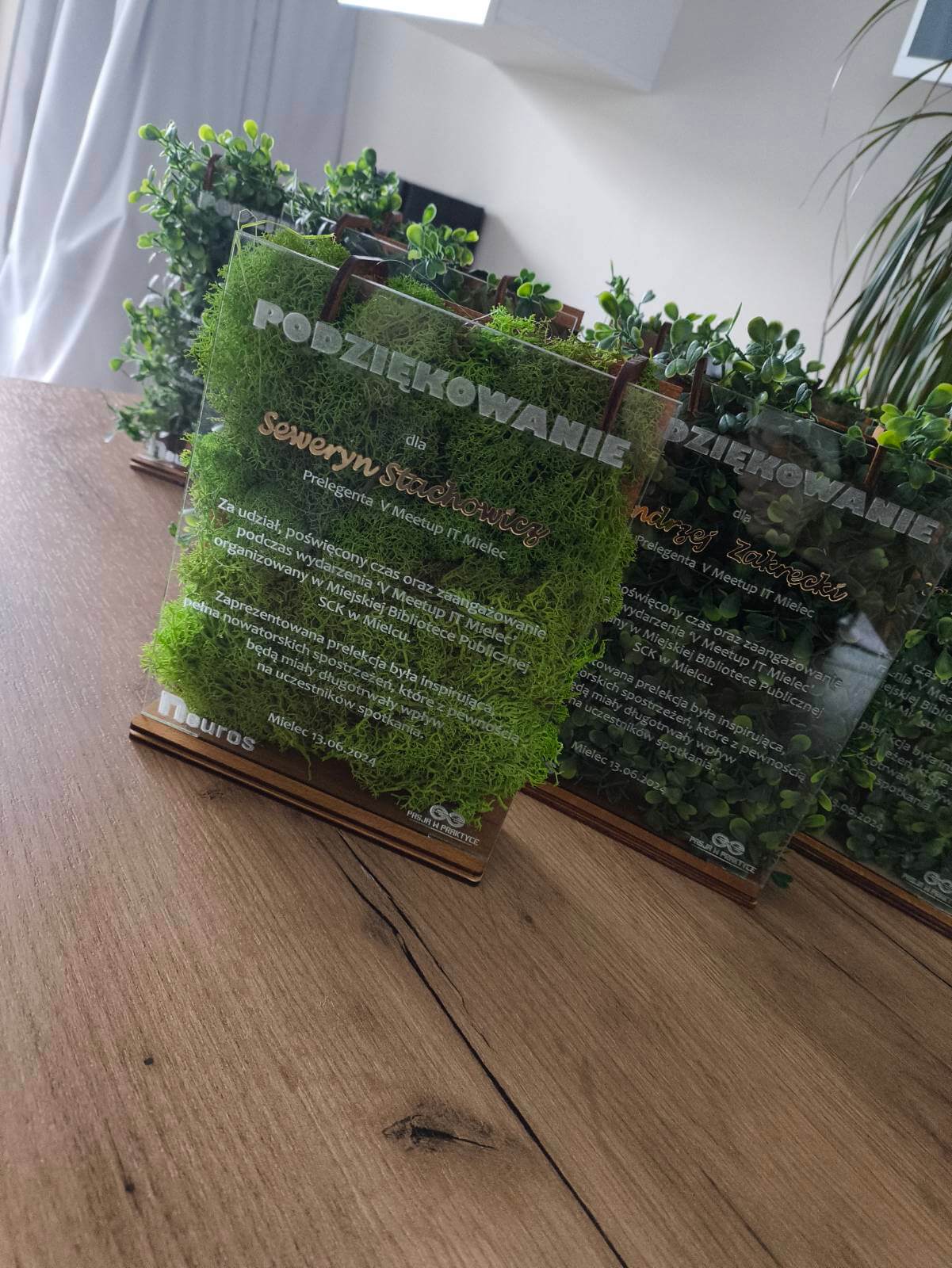 🌿 Statuetka-Eleganckie Podziękowania z Naturalnym Akcentem 🌿 - obrazek 5