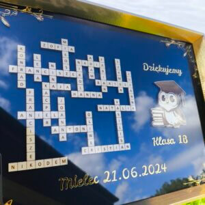 🌟 Spersonalizowana Tablica z Krzyżówką 🌟