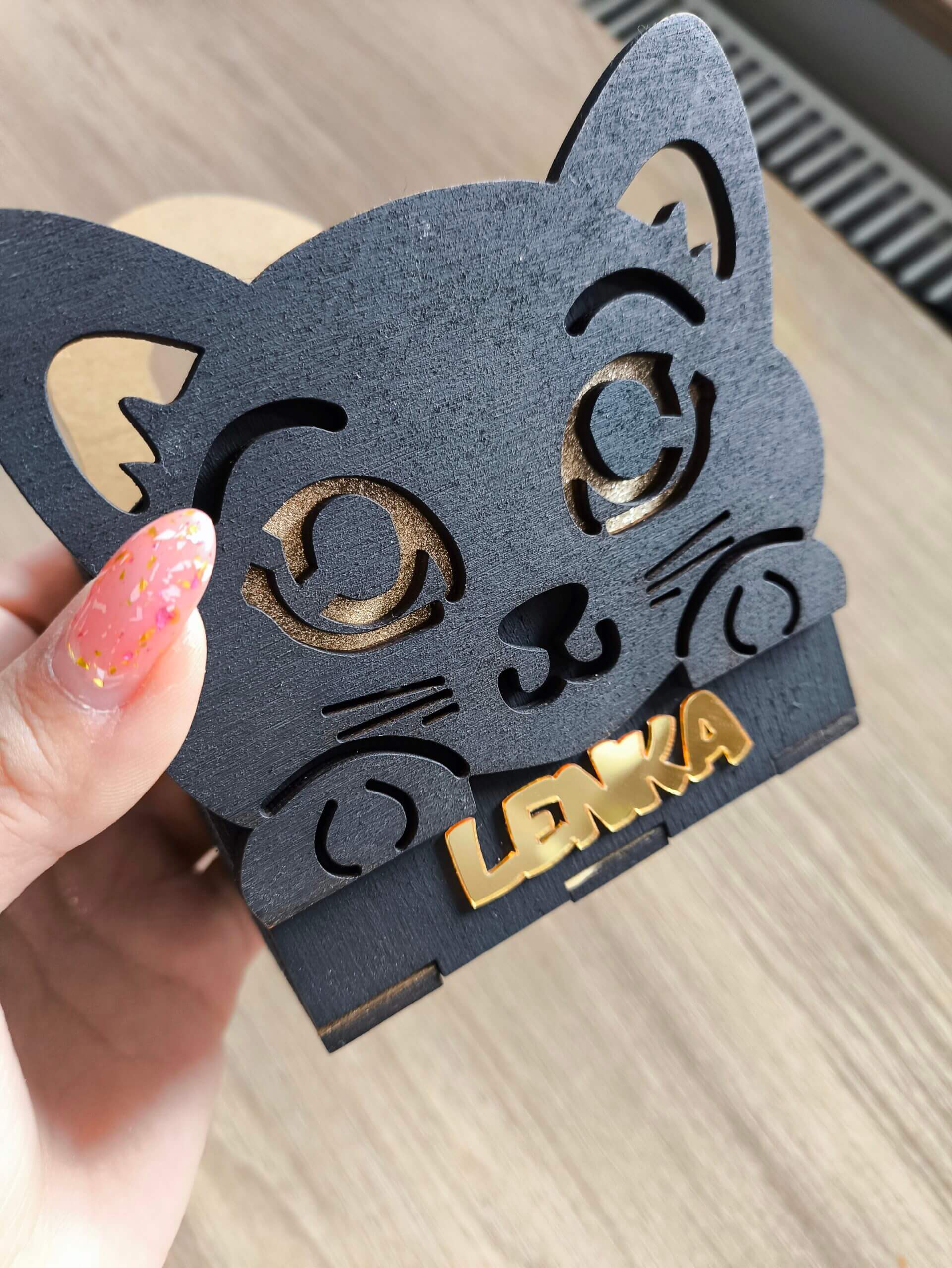 🐱 Drewniane Organizery na Przybory Szkolne – Personalizowane - obrazek 3