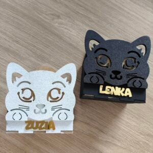 🐱 Drewniane Organizery na Przybory Szkolne – Personalizowane