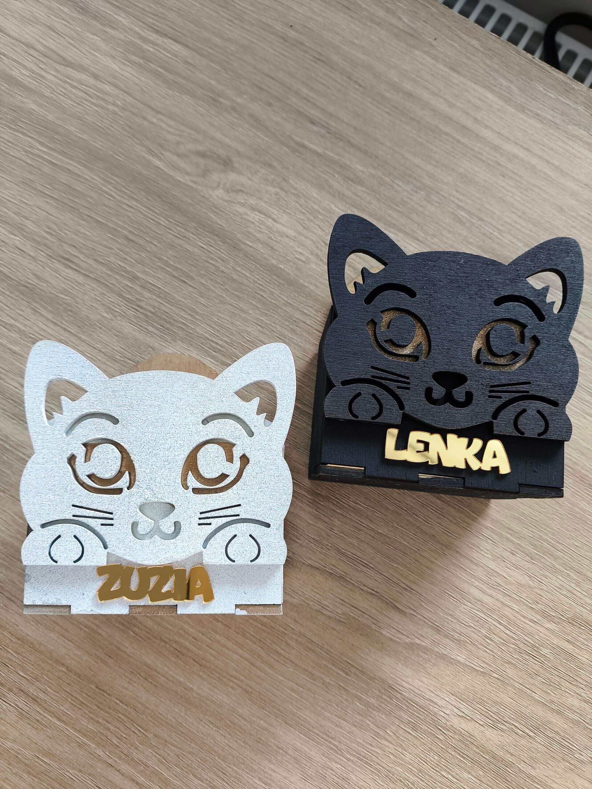 🐱 Drewniane Organizery na Przybory Szkolne – Personalizowane