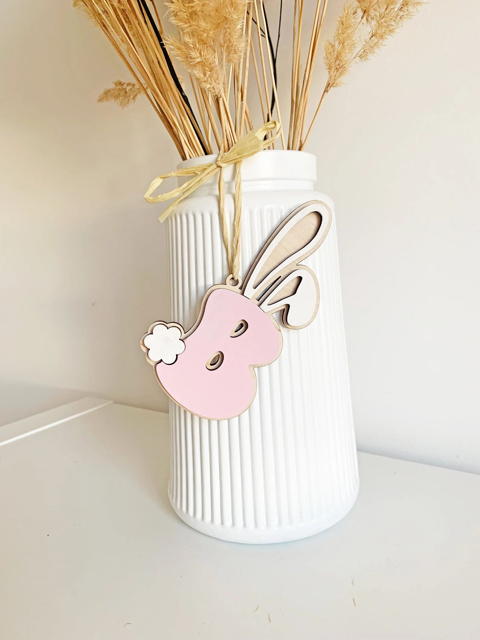 Drewniane dekoracje wielkanocne – spersonalizowane inicjały - obrazek 8